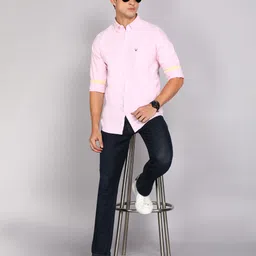 allen solly Men Regular Fit Solid Spread Collar Casual Shirt image 2