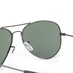 SUNNIES Unisex Green Lens & Gunmetal-Toned Aviator Sunglasses with UV Protected Lens image 3