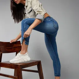 DOLCE CRUDO Women Blue Skinny Fit High-Rise Clean Look Light Fade Stretchable Jeans-image-82
