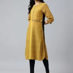 W Women Yellow Geometric Printed Kurta image 5