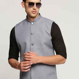 SHOWOFF Mandarin Collar Slim-Fit Nehru Jacket-picture-5