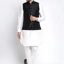 Kaifoo Men Black Solid Woven Nehru Jacket image 2