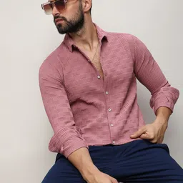 Campus Sutra Men Classic Opaque Checked Casual Shirt-image-7