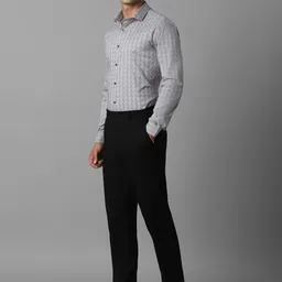 Louis Philippe Sport Slim Fit Checked Spread Collar Long Sleeves Casual Shirt image 3