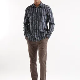 WROGN Slim Fit Abstract Printed Linen Casual Shirt image 2