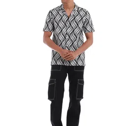 Banana Club Classic Abstract Printed Popcorn Shirt image 4