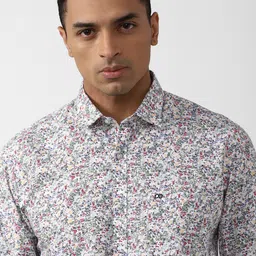 Peter England Casuals Floral Printed Slim Fit Pure Cotton Shirt image 4