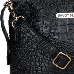 bagsy malone BMWSL0053BA Waterproof Sling Bag image 5