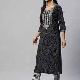 Divena Women Ethnic Motifs Printed Pure Cotton Kurta with Trousers & With Dupatta image 5