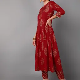 AHIKA Women Maroon Ethnic Motifs Printed Angrakha Pure Cotton Kurti with Trousers & With Dupatta image 5