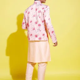 VASTRAMAY Boys Cream & Pink Solid Straight Kurta with Churidar & With Printed Jacket image 5