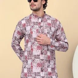 KRAFT INDIA Men Printed Keyhole Neck Flared Sleeves Kurta image 5