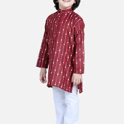 BownBee Boys Abstract Printed Regular Pure Cotton Straight Kurta With Pyjamas image 4