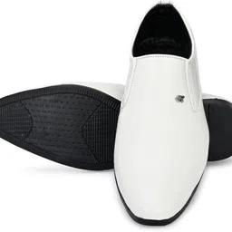 gellwoj Stylish White Shoes Slip On For Men image 4