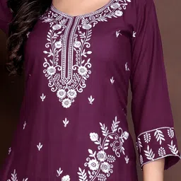 housofcommon Women Viscose Rayon Kurta Churidar Set image 4