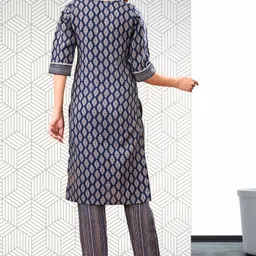 gitaji Women Cotton Blend Kurta Pant Set image 2