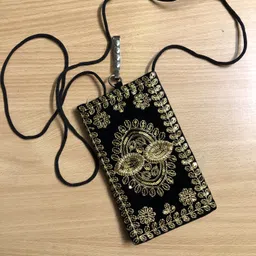 art n jewels Women Black Mobile Pouch image 3