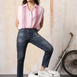 High Star Women Mom Slim Fit High-Rise Light Fade Cotton Jeans-image-69