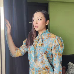 SASSAFRAS Women Stunning Blue Romantic Florals Top-image-41
