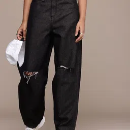 The Roadster Life Co. Women High-Rise Skater Fit Slash Knee Jeans-image-17