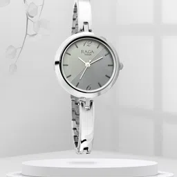 Titan Women Brass Stainless Steel Straps Analogue Watch NP2606SM05-picture-22