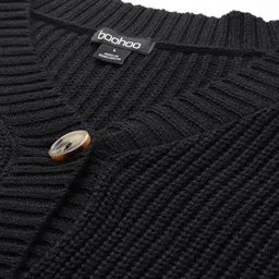 Boohoo Solid Chunky Knit Drop-Shoulder Sleeves Cropped Cardigan image 2