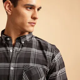 French Connection Pure Cotton Button-Down Collar Checked Casual Shirt image 5