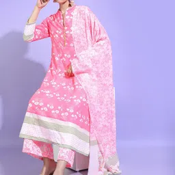 Vishudh Women Pink Floral Pure Kurta with Palazzo & Dupatta image 4