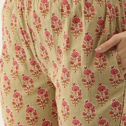 Rajnandini Women Beige & Yellow Floral Printed Pure Cotton Kurta with Trousers & Dupatta image 2
