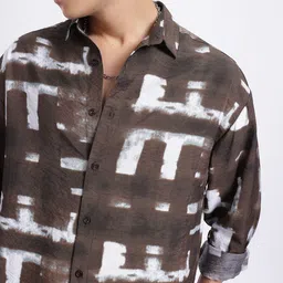 glitchez Abstract Art Crinkled Relaxed Shirt image 2
