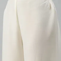 SheWill Women Green Bandhani Printed Panelled Gotta Patti Kurta with Palazzos & With Dupatta image 3