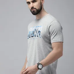 Roadster Men Grey & Blue Brand Logo Printed Pure Cotton T-shirt image 2