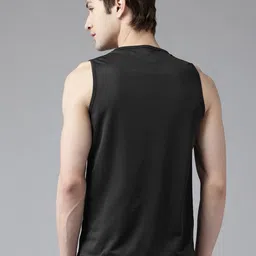 PERFKT-U Men Ultra-Light Gym Innerwear Vest image 5