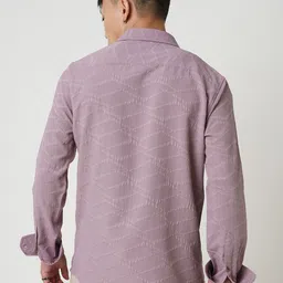 VASTRADO Textured Cutaway Collar Classic Slim Fit Casual Shirt image 4