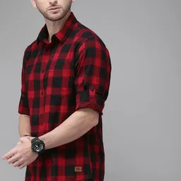Roadster Men Red & Black Regular Fit Checked Sustainable Casual Shirt image 5