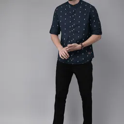 Roadster Men Navy Blue & White Regular Fit Printed Casual Sustainable Shirt image 2