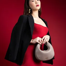 eske Women Beige Solid Crescent Shape Gold Chain Strap Dual Carry Option Leather Hobo Bag image 2