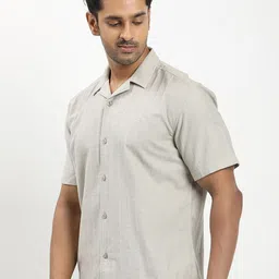 Indian Terrain Men Classic Slim Fit Textured Cuban Collar Cotton Casual Shirt image 3