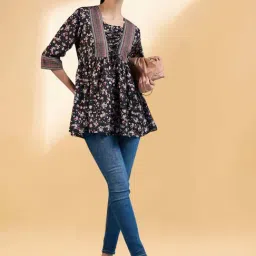 Winza Designer Red Printed Top image 4