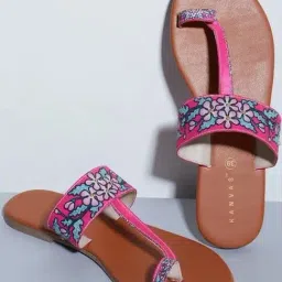 Kanvas Women's Pink Toe Ring Sandals-picture-26