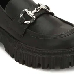 Forever 21 Women's Black Casual Loafers image 4