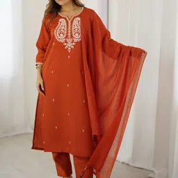 little heaven Women Ethnic Motifs Embroidered Regular Thread Work Chanderi Silk Kurta with Trousers & With-picture-29