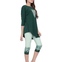 Soie Green Printed Top & Capri Set image 4