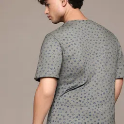 MACK JONNEY Micro Ditsy Printed Round Neck Short Sleeves T-shirt image 2