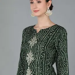 Vaamsi Green Printed Straight Kurta image 5
