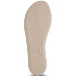 Mochi Women's Off-White Casual Wedges image 5