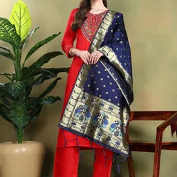 Aumira Women Floral Embroidered Regular Thread Work Kurti with Pyjamas & With Dupatta-picture-14