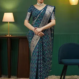 all about you Bandhani Zari Silk Blend Bandhani Saree-picture-24