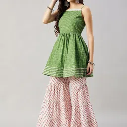 WineRed Women Printed Regular Pure Cotton Kurti with Sharara image 4