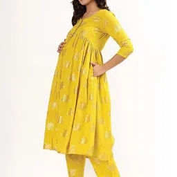 Putchi Women Floral Printed Empire Pure Cotton Kurta with Trousers-picture-50